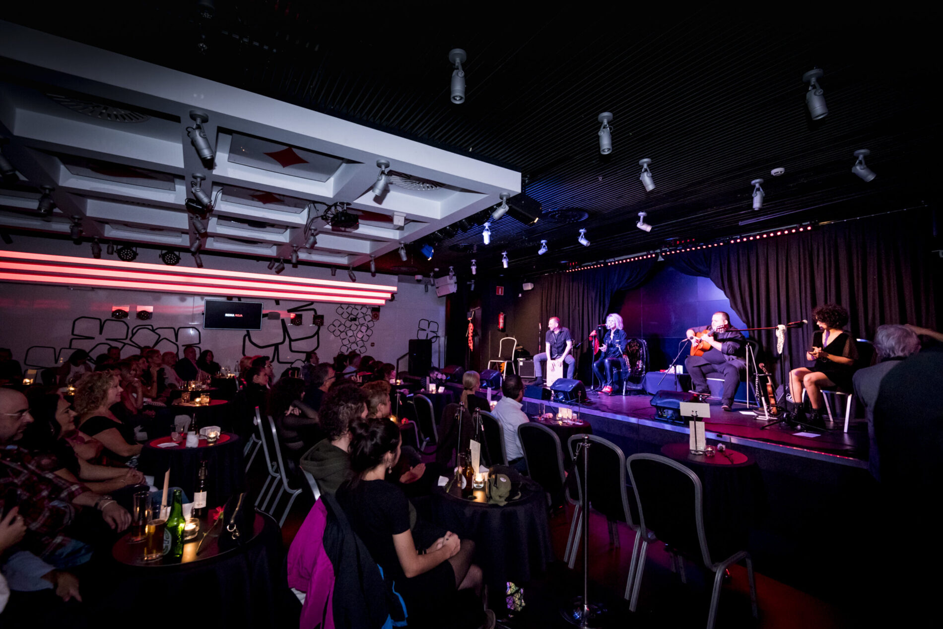Galería de fotos – Concierto Reina Roja