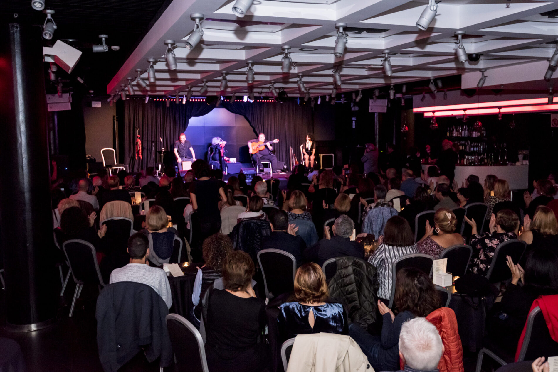 Galería de fotos – Concierto Reina Roja