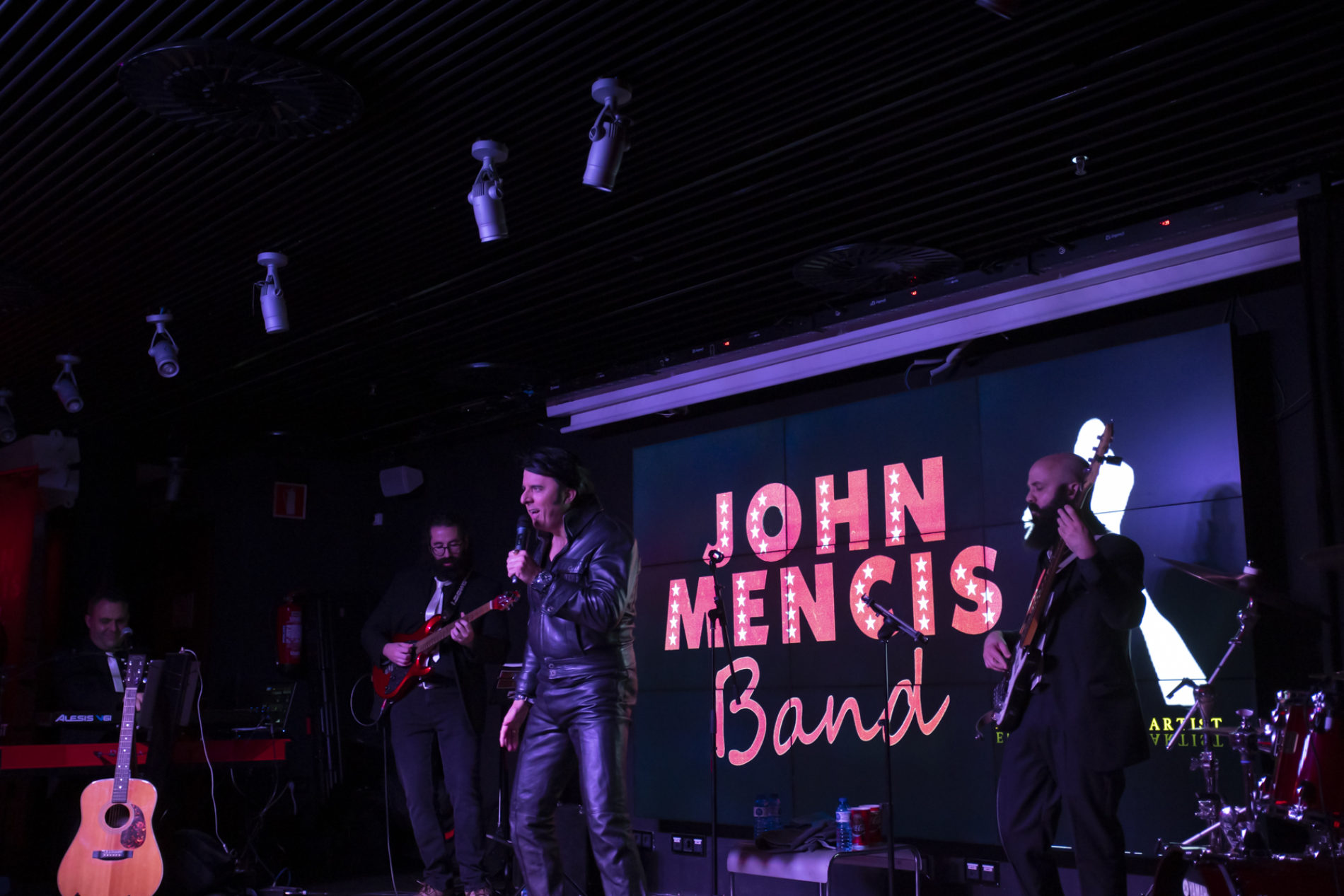 Tributo a Elvis en San Valentín.